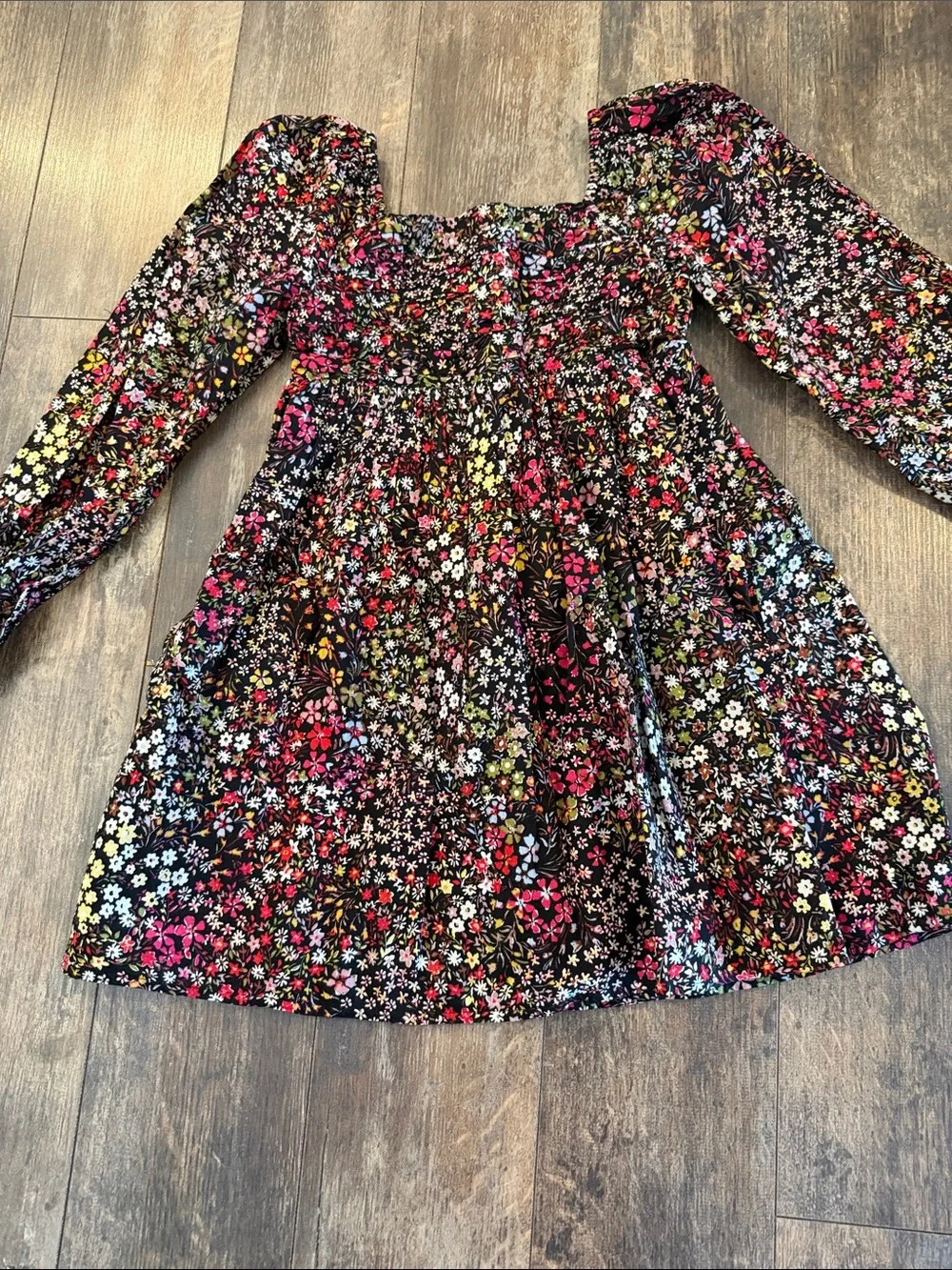 GAP Black Floral Long-Sleeve Smocked Dress